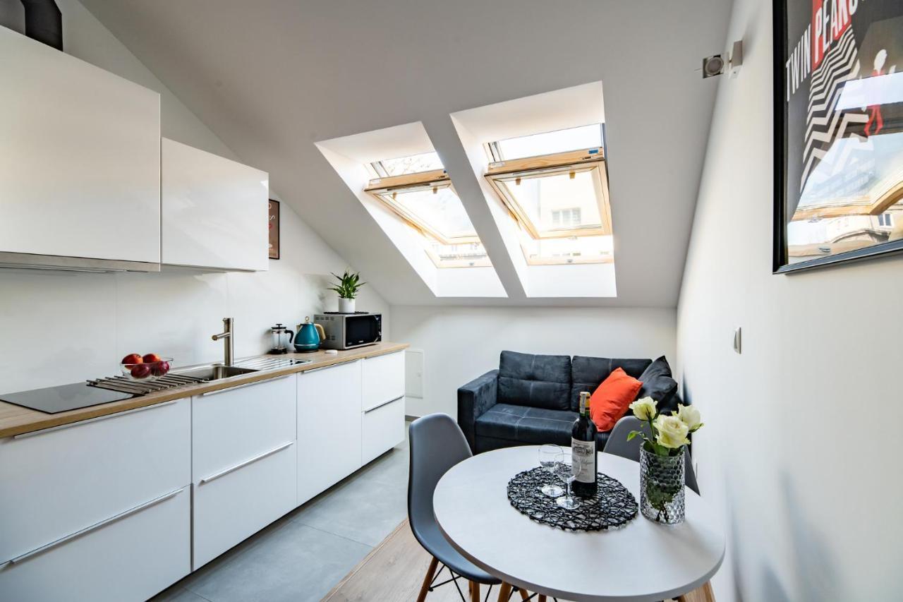 Neo Sky Apartment, Free Parking, 15 Min Walk Old Town&Kazimierz - By Homelike Краків Екстер'єр фото