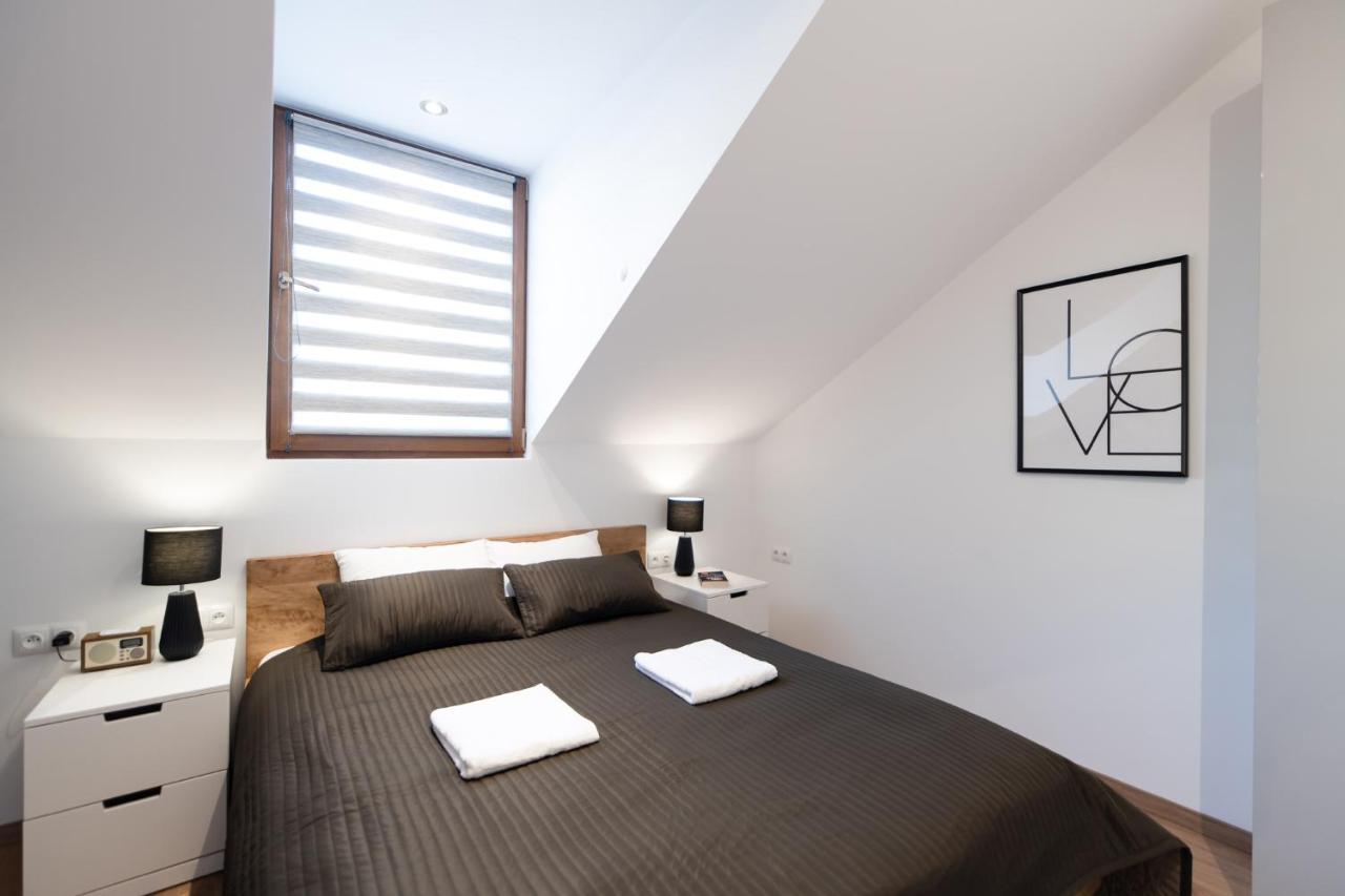 Neo Sky Apartment, Free Parking, 15 Min Walk Old Town&Kazimierz - By Homelike Краків Екстер'єр фото