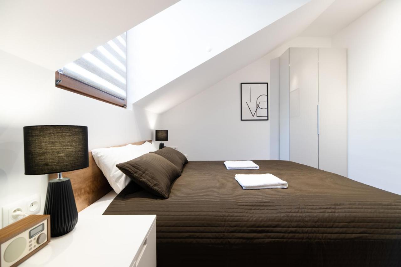 Neo Sky Apartment, Free Parking, 15 Min Walk Old Town&Kazimierz - By Homelike Краків Екстер'єр фото