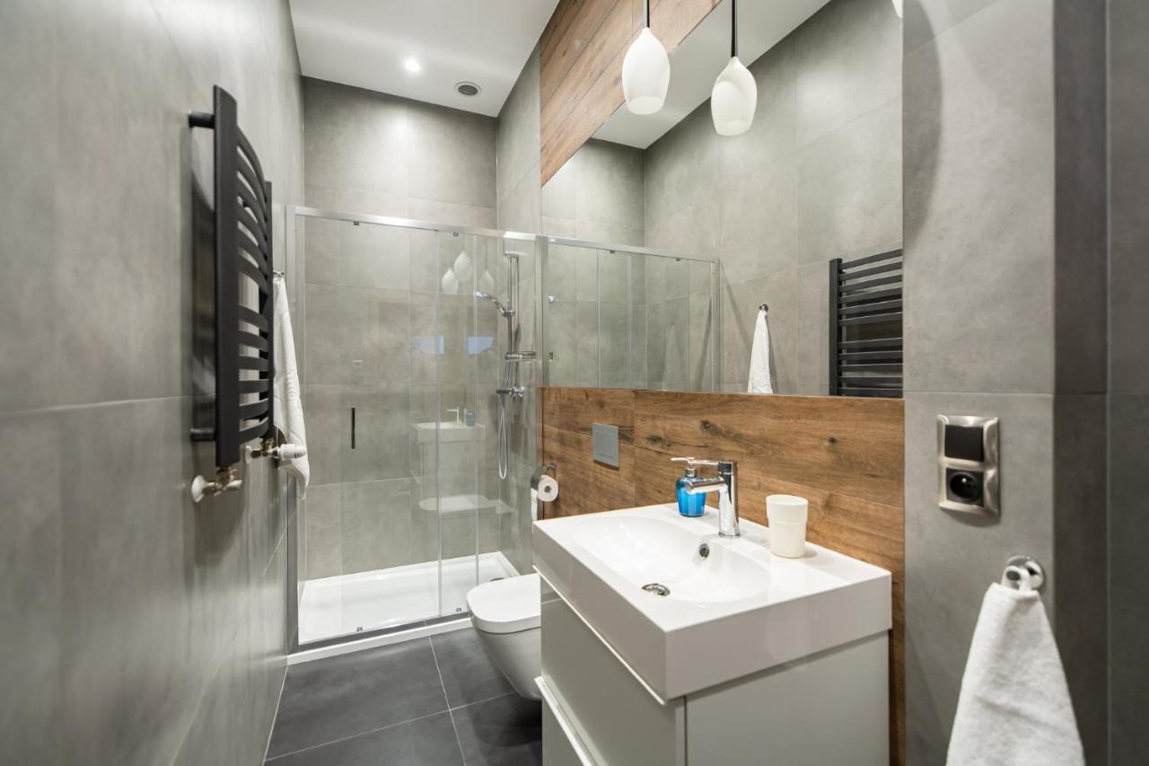 Neo Sky Apartment, Free Parking, 15 Min Walk Old Town&Kazimierz - By Homelike Краків Екстер'єр фото